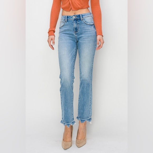 RISEN RDP5636 HIGH RISE DISTRESSED STRAIGHT FIT JEANS - Picture 3 of 7